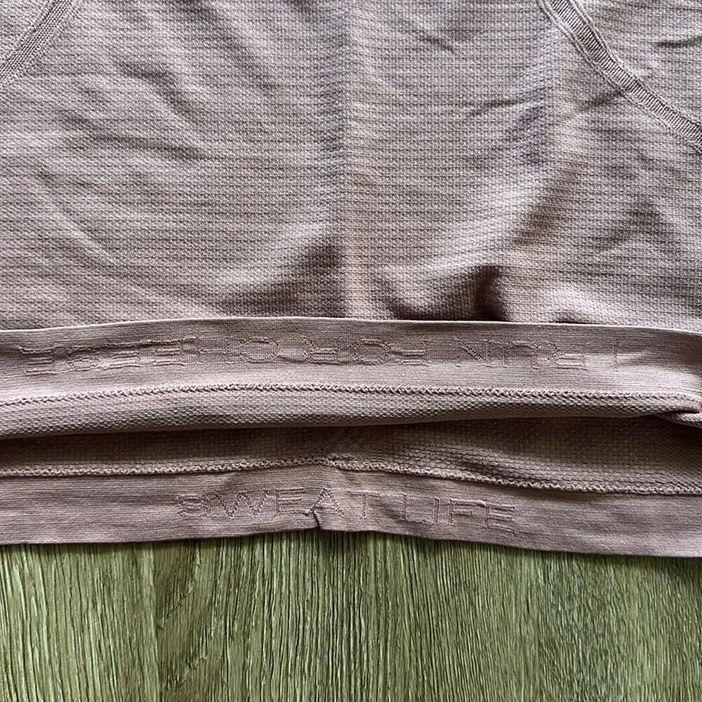 Lululemon Swiftly Tech Racerback Tank Top‎ Lilac Quartz Size 8 Lightweight